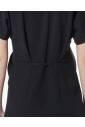 zwarte-jurk-met-halve-mouwen-en-v-hals