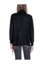 pull-noir-en-tricot-collection-automne-hiver