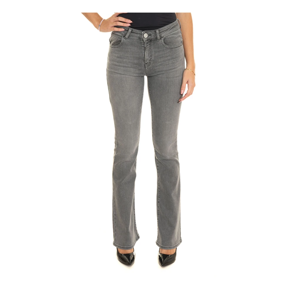 Emporio Armani Klassieke Denim Jeans voor Dagelijks Gebruik Gray Dames