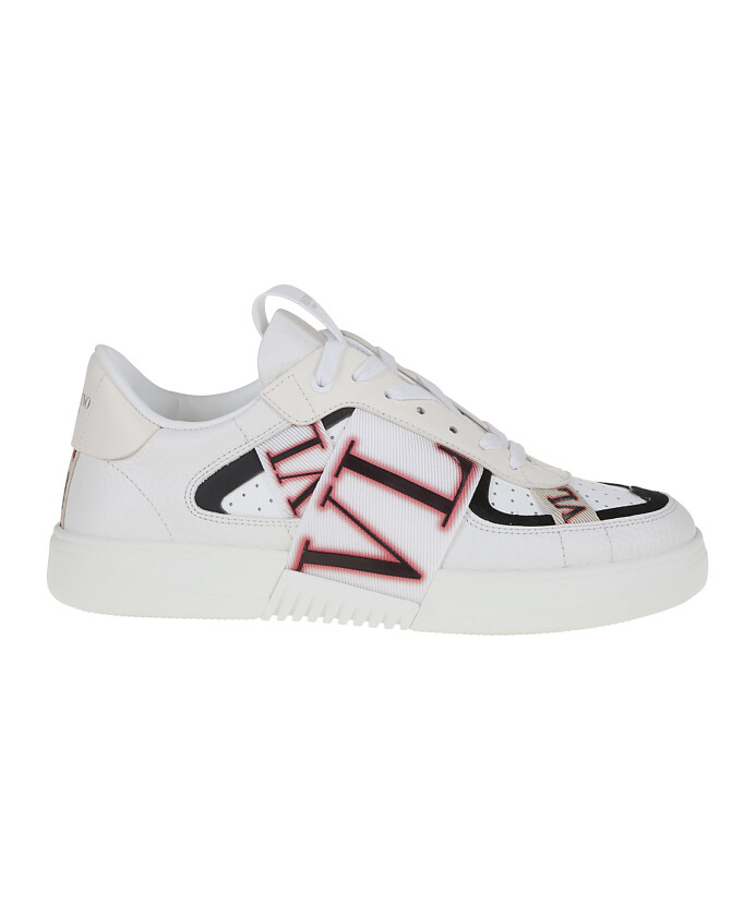 stylish-sneaker-vl7n