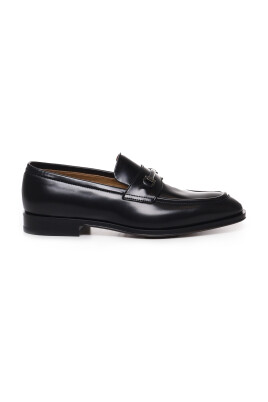 black-leather-loafers-with-gancini-detailing