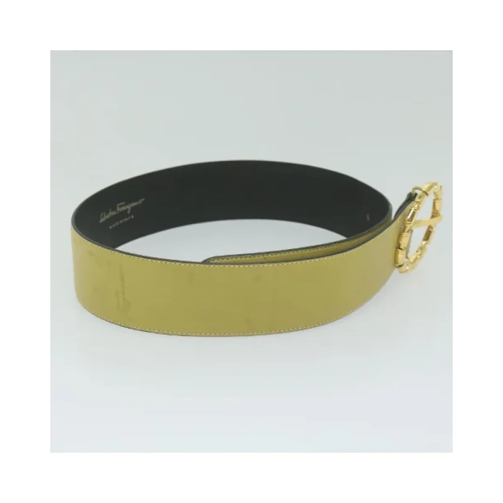 Salvatore Ferragamo Pre-owned Leather belts Yellow Dames