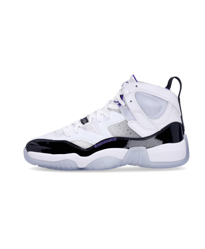 high-lace-closure-sneaker