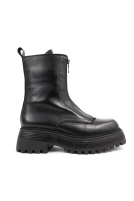 casual-black-ankle-boots