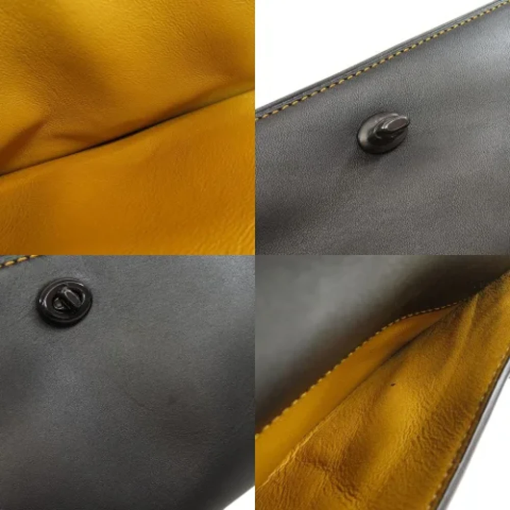 Coach Pre-owned Leather shoulder-bags Black Dames