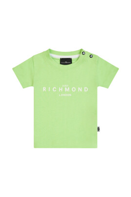 modern-short-sleeve-t-shirt