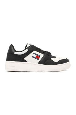 white-black-retro-leather-sneakers