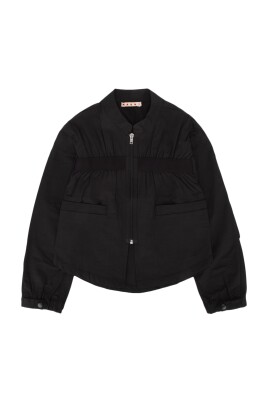 stylish-blazers-and-vests-for-women