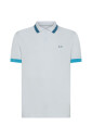 polo-a-rayures-sur-col-en-blanc
