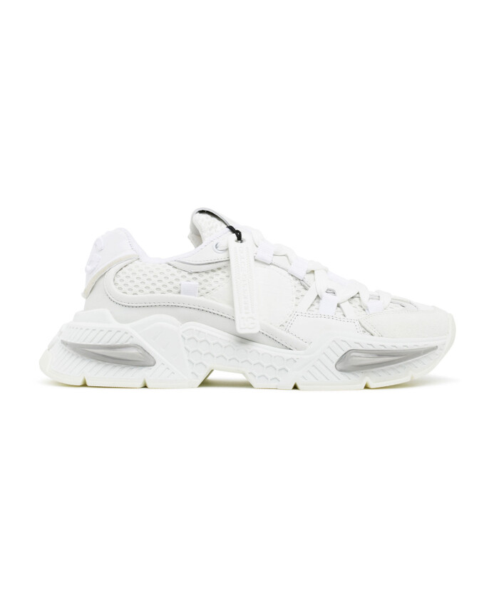 baskets-basses-blanches-avec-panneaux-en-mesh