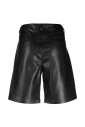 short-decontracte-noir-en-similicuir