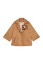 manteau-effet-daim-avec-broche