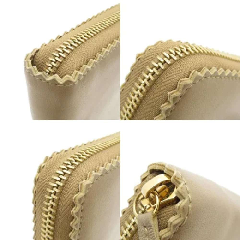 Loewe Pre-owned Leather wallets Yellow Dames