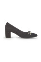 escarpins-elegants-en-daim-noir