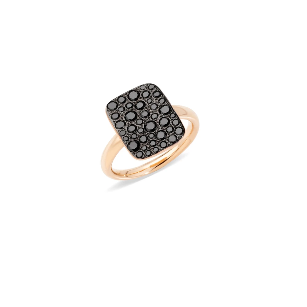 Pomellato Kvinna – Pab9031O7000Dbk00 – Black Diamond Rectangular Sand Ring Svart Dam