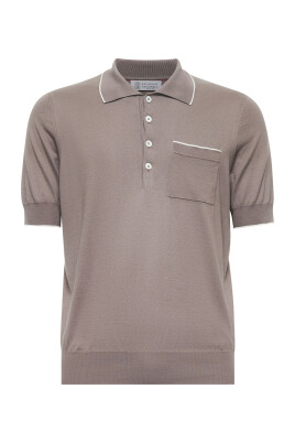 polo-avec-detail-de-poche