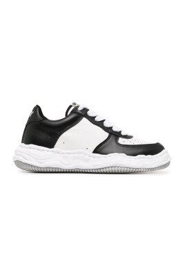 black-white-leather-low-top-sneaker