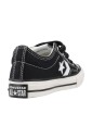 star-player-easy-on-sneakers