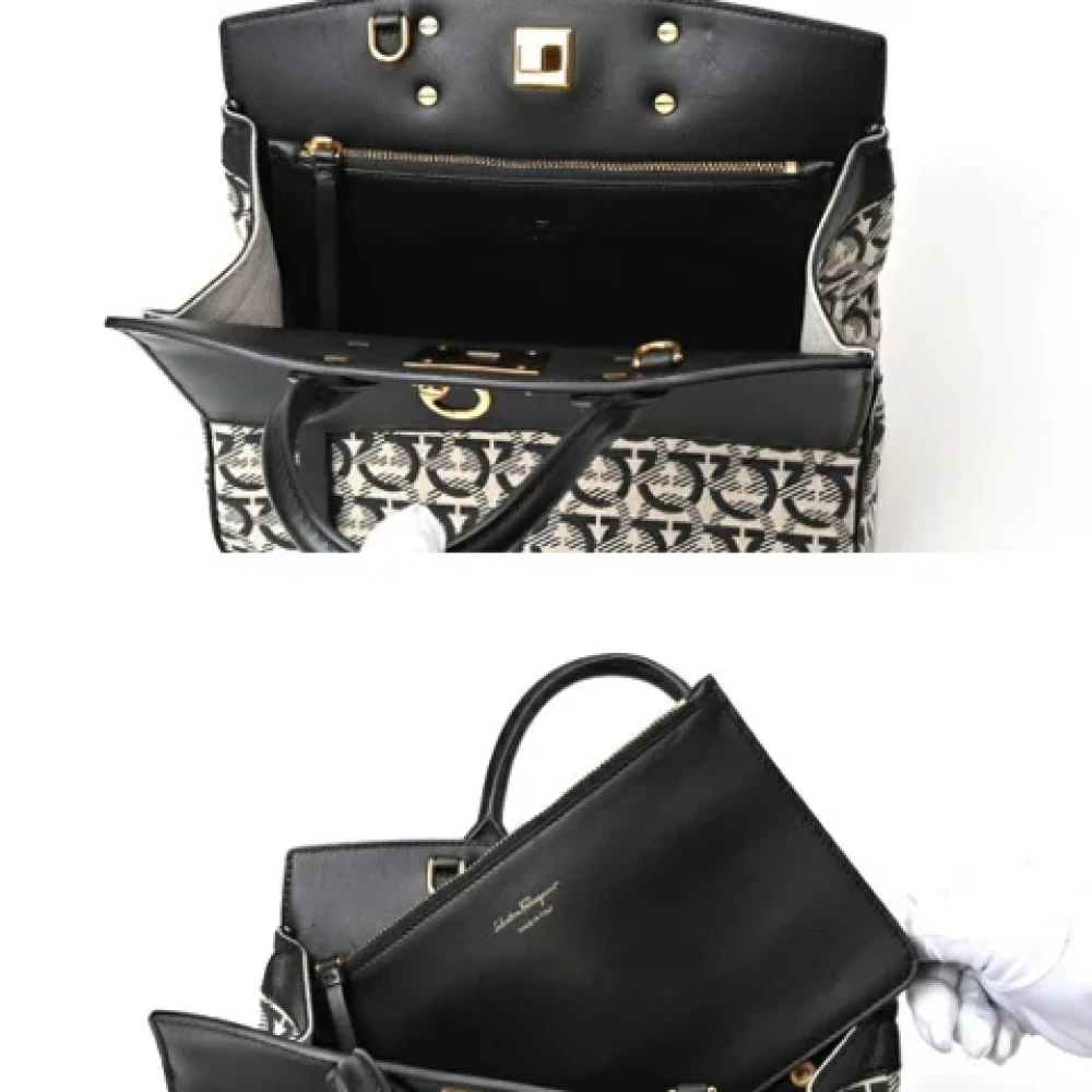 Salvatore Ferragamo Pre-owned Canvas handbags Black Dames