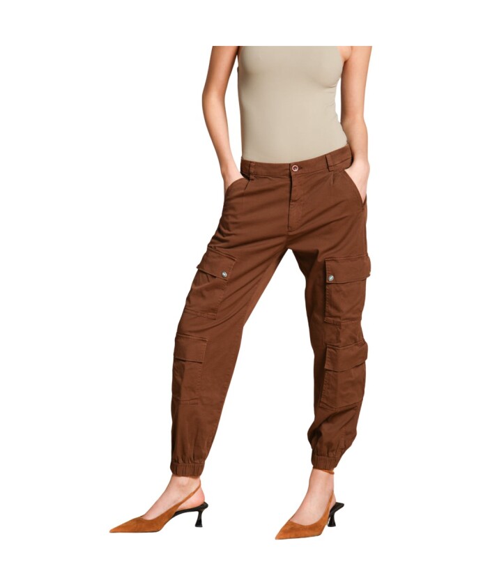 curvy-fit-cargo-pants-in-gabardine