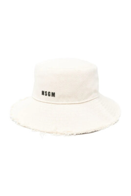 enfant-chapeau-creme-avec-logo
