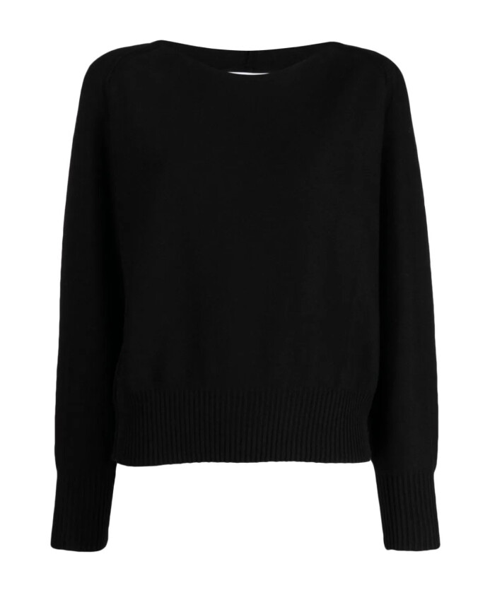 pull-decontracte-noir-avec-epaules-couturees