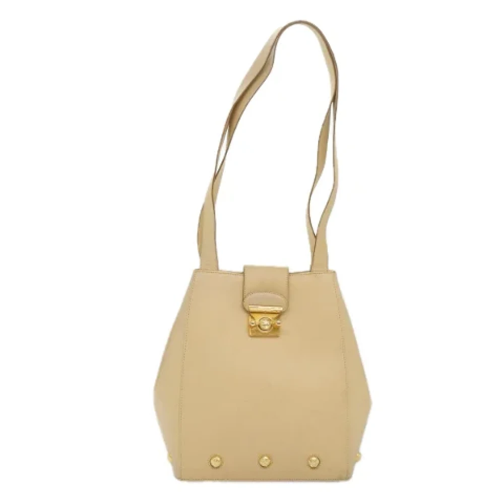 Salvatore Ferragamo Pre-owned Leather shoulder-bags Beige Dames