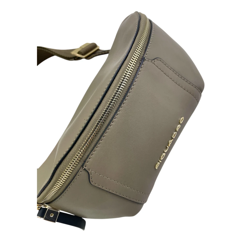 Piquadro Stijlvolle Crossbody Tas voor Dagelijks Gebruik Beige Heren