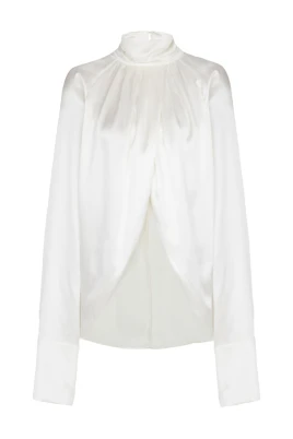 Draperad sidensblus