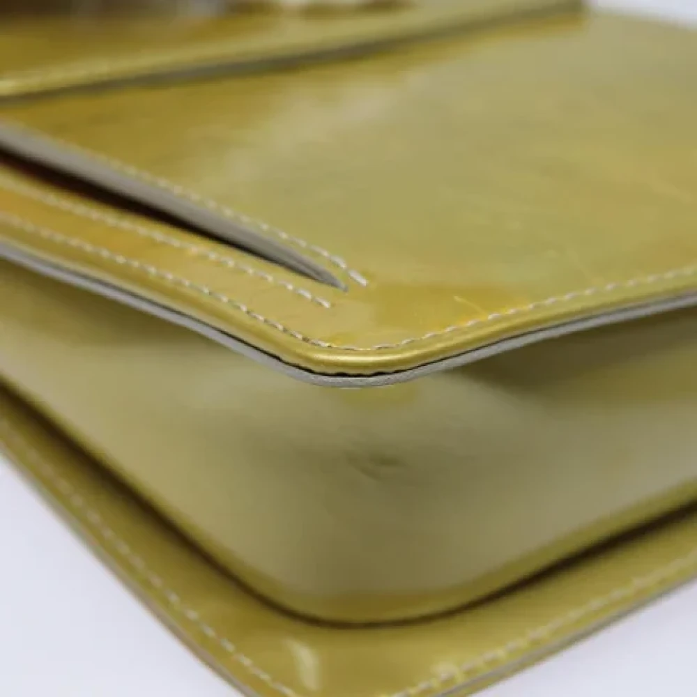 Louis Vuitton Vintage Pre-owned Leather clutches Yellow Dames