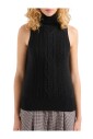 haut-tricote-noir-modele-elegant