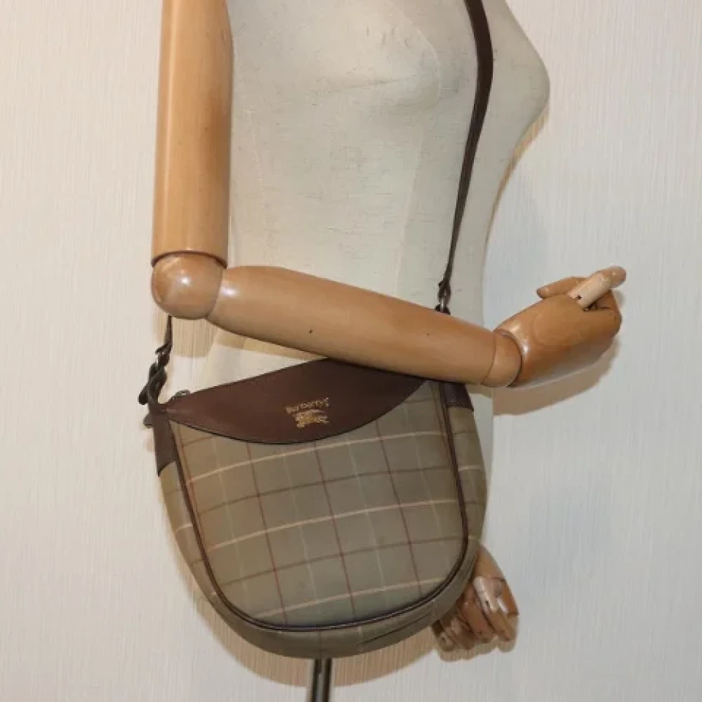 Burberry Vintage Pre-owned Canvas shoulder-bags Brown Dames