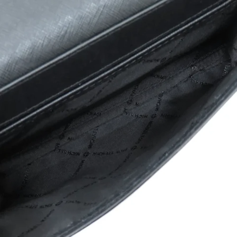 Michael Kors Pre-owned Plastic shoulder-bags Black Dames