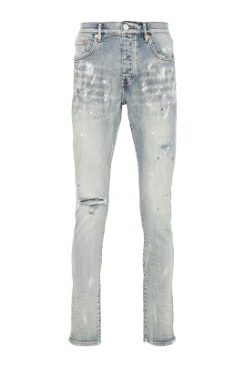 vintage-blue-jeans-with-rips