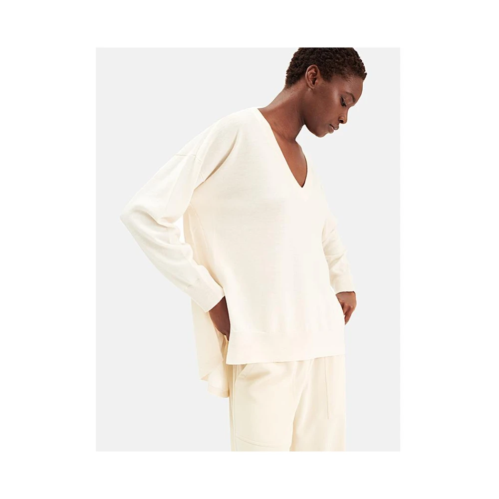 Barbara Bui Tijdloze en minimalistische wollen trui Beige Dames