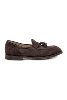 mocassins-en-daim-avec-couture-mocassin