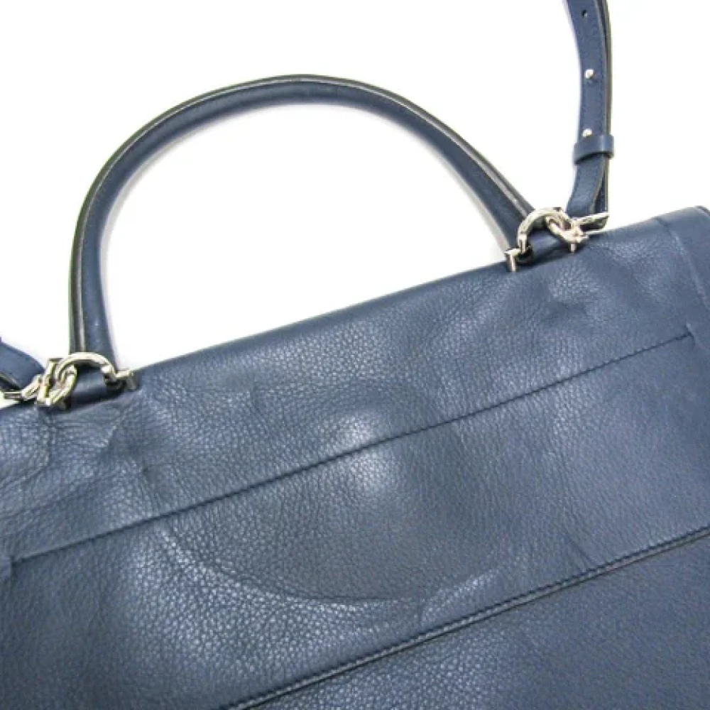 Givenchy Pre-owned Leather handbags Blue Dames