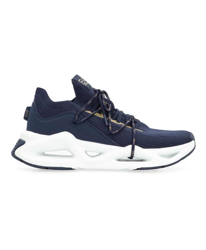 chunky-sole-knit-low-top-sneakers