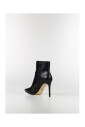 stiletto-boots