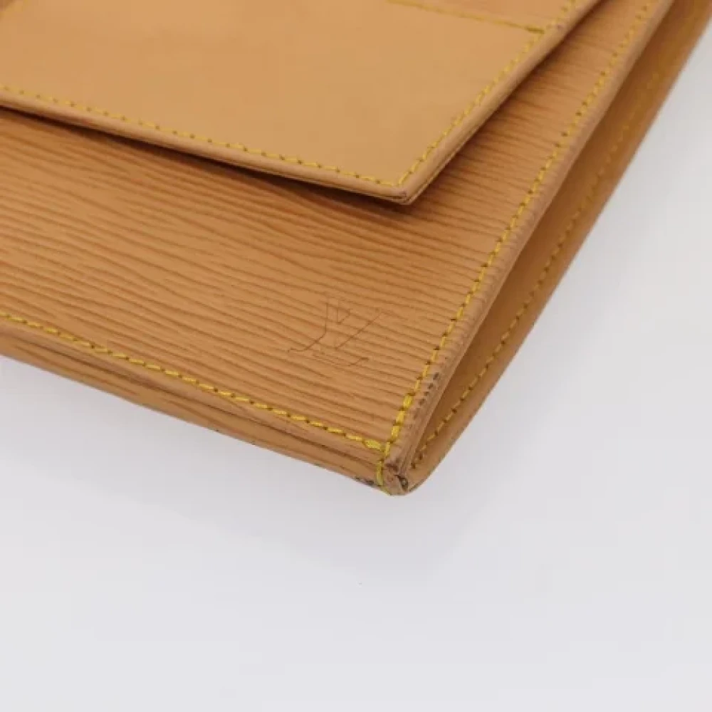 Louis Vuitton Vintage Pre-owned Leather clutches Beige Dames