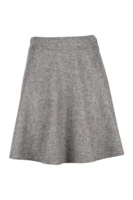 Mini utsvängd kjol