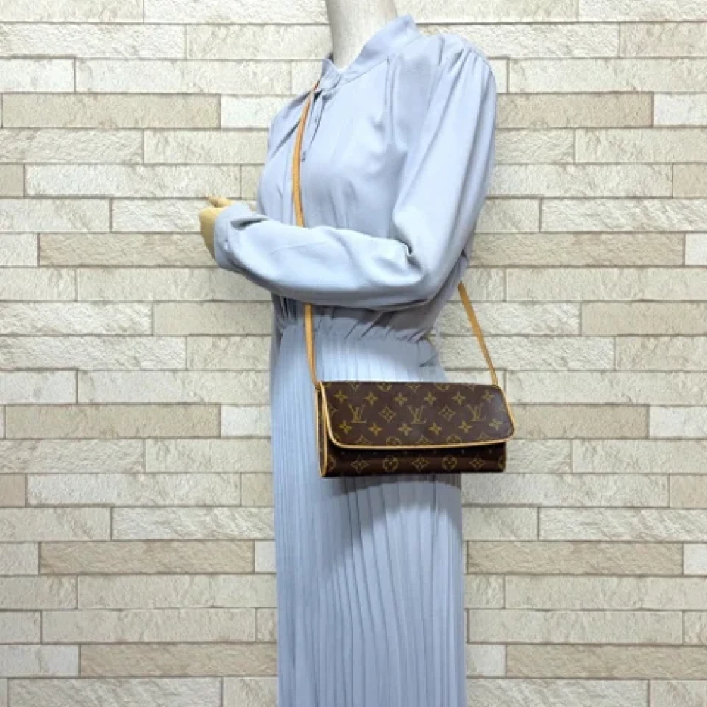 Louis Vuitton Vintage Pre-owned Canvas shoulder-bags Brown Dames