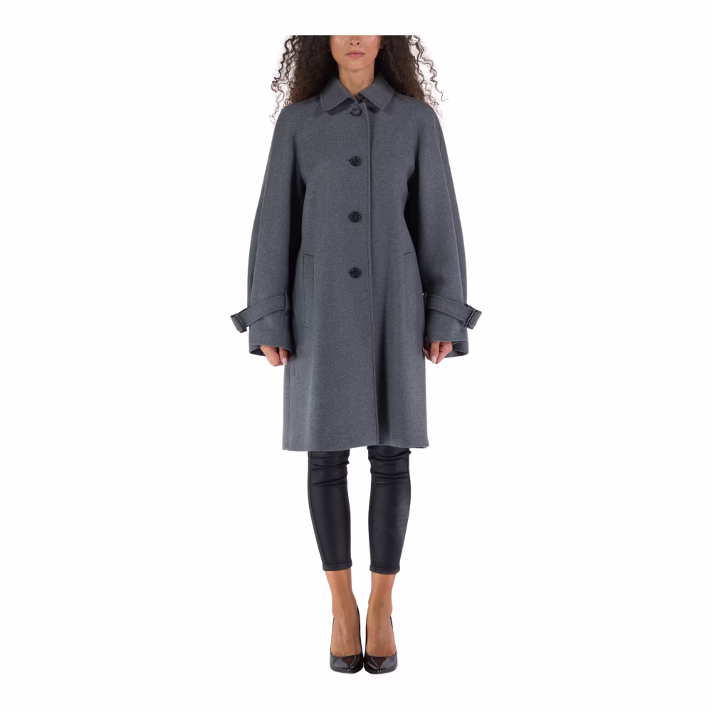 Single-Breasted Coats