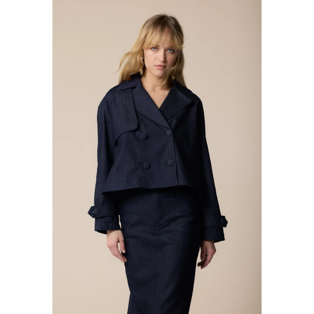 Kocca Stijlvolle Trench Coats voor alle seizoenen Blue Dames