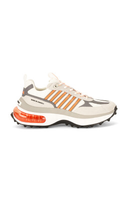 chaussures-blanches-plates-a-bulles