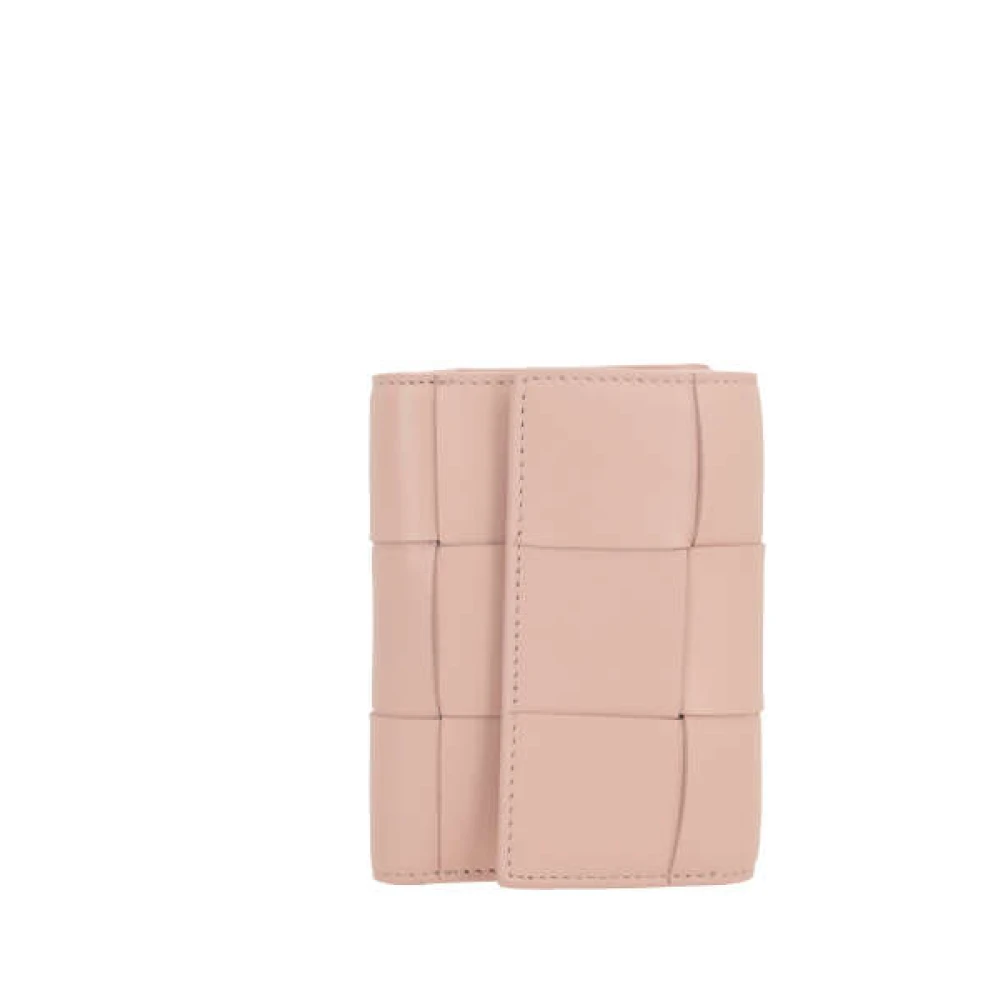 Bottega Veneta Roze Maxi Intrecciato Tri-Fold Portemonnee Pink Dames