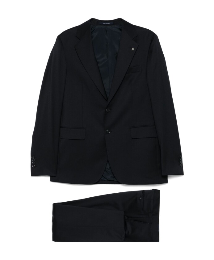 single-breasted-suit