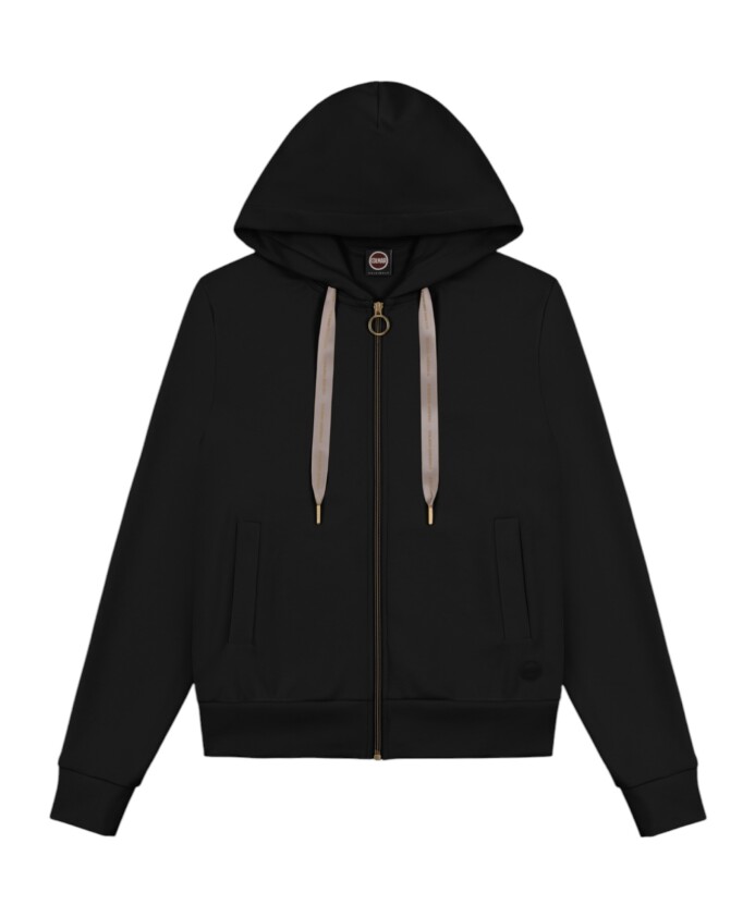 black-sweater-model-9210
