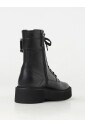 bottines-noires-a-plateforme