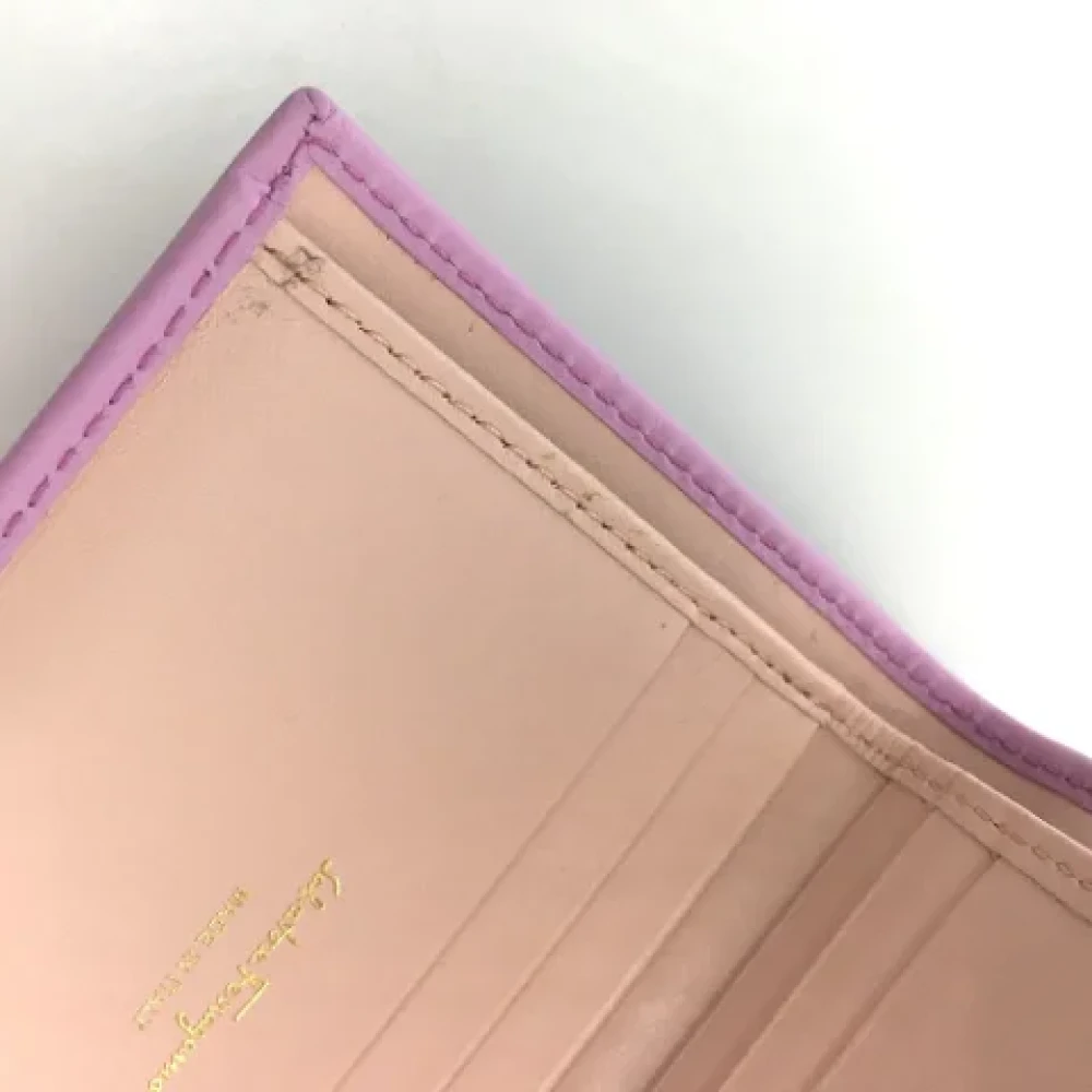 Salvatore Ferragamo Pre-owned Leather wallets Purple Dames